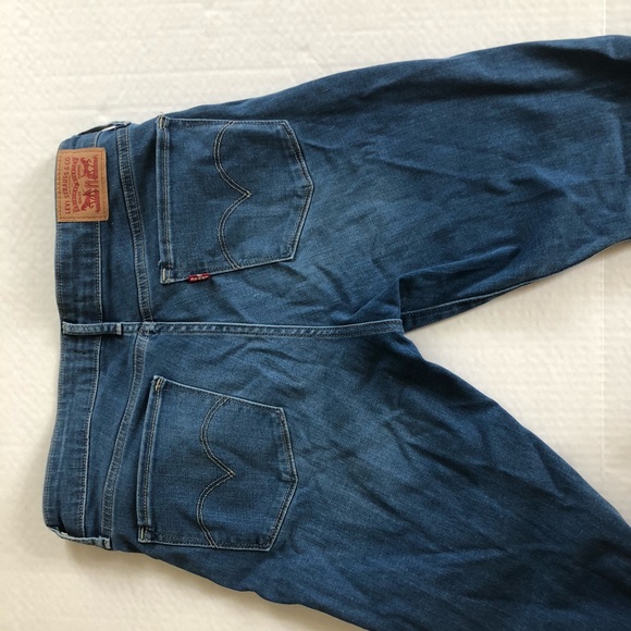 Levi’s - Picture 3 of 3